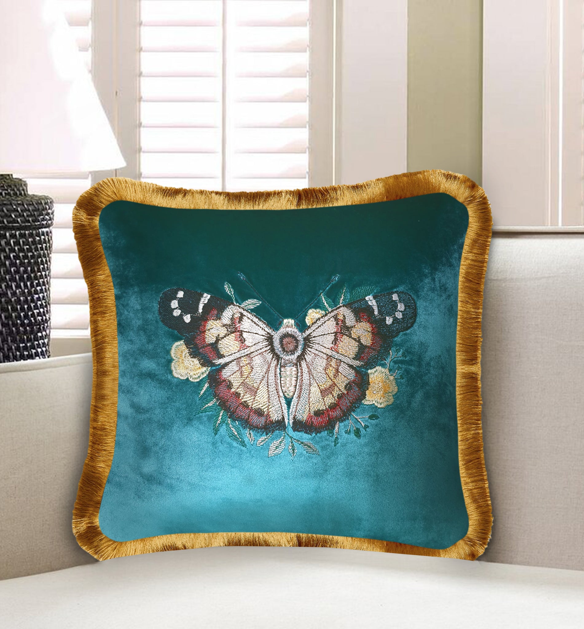Velvet Cushion Cover Colorful Butterfly Embroidery Decorative Pillowcase Modern Home Decor Throw Pillow for Sofa Chair 45x45 cm