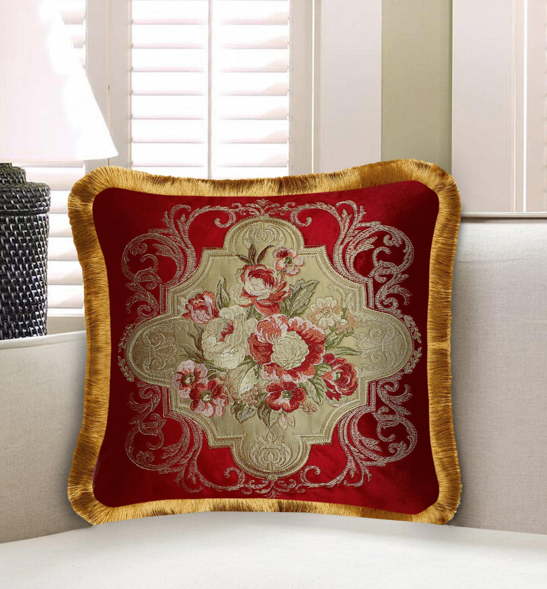 Red Velvet Cushion Cover Aubusson Rose Decorative Pillowcase Floral Bouquet Embroidery Throw Pillow for Sofa Chair Living Room 45x45 cm 18x18 In