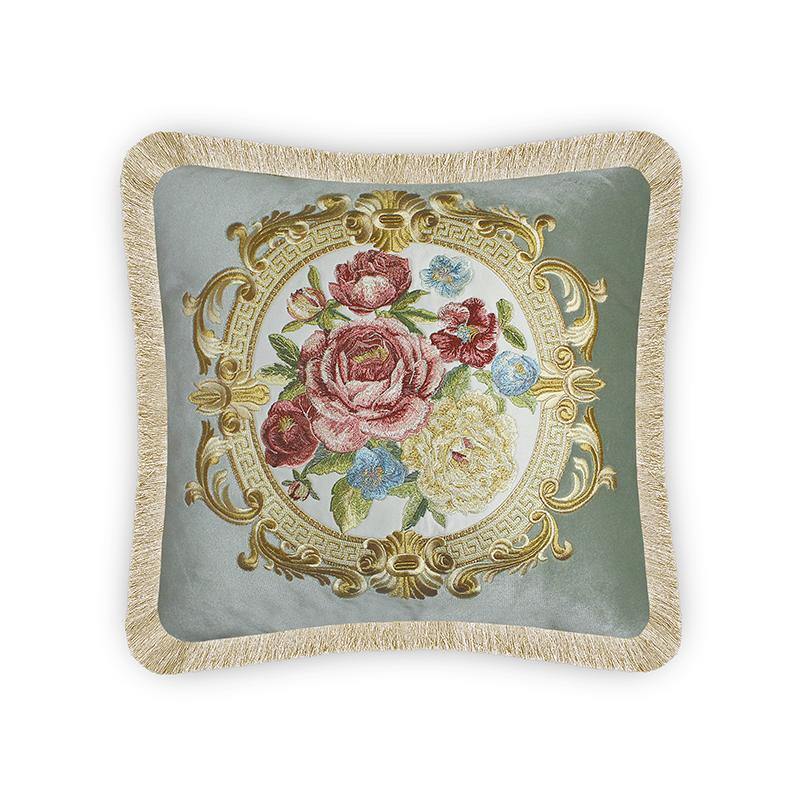 Green Velvet Cushion Cover Aubusson Rose Decorative Pillowcase Floral Bouquet Embroidery Throw Pillow for Sofa Chair Living Room 45x45 cm 18x18 In