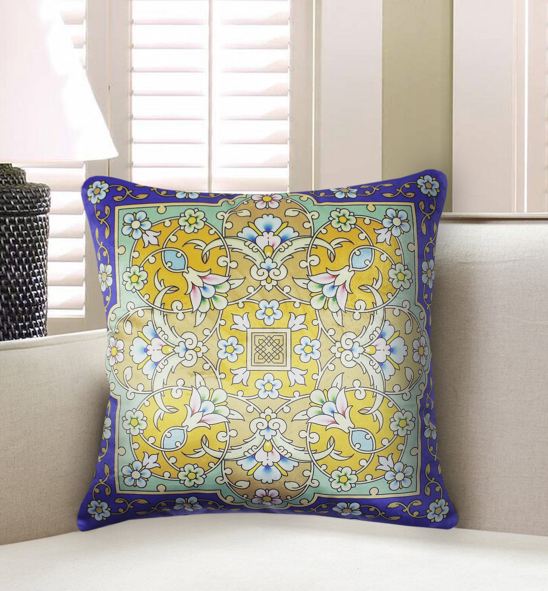 Velvet Cushion Cover Ottoman Floral Decorative Pillowcase Home Decor Throw Pillow for Sofa Chair Living Room 45x45 cm 18x18 In