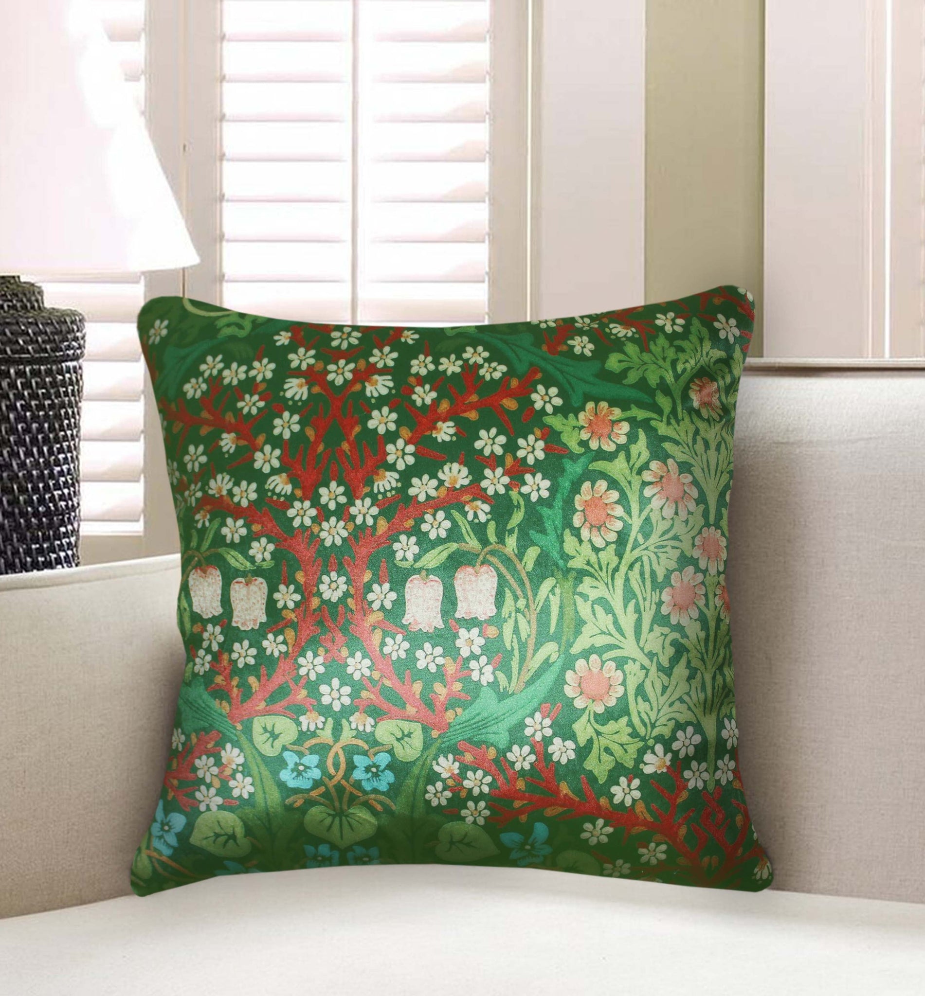 Velvet Cushion Cover Botanic Leaf and Flower Decorative pillowcase Iconic William Morris Floral Décor Throw Pillow for Sofa Chair Bedroom Living Room Multi Color 45x45cm (18x18 Inches)
