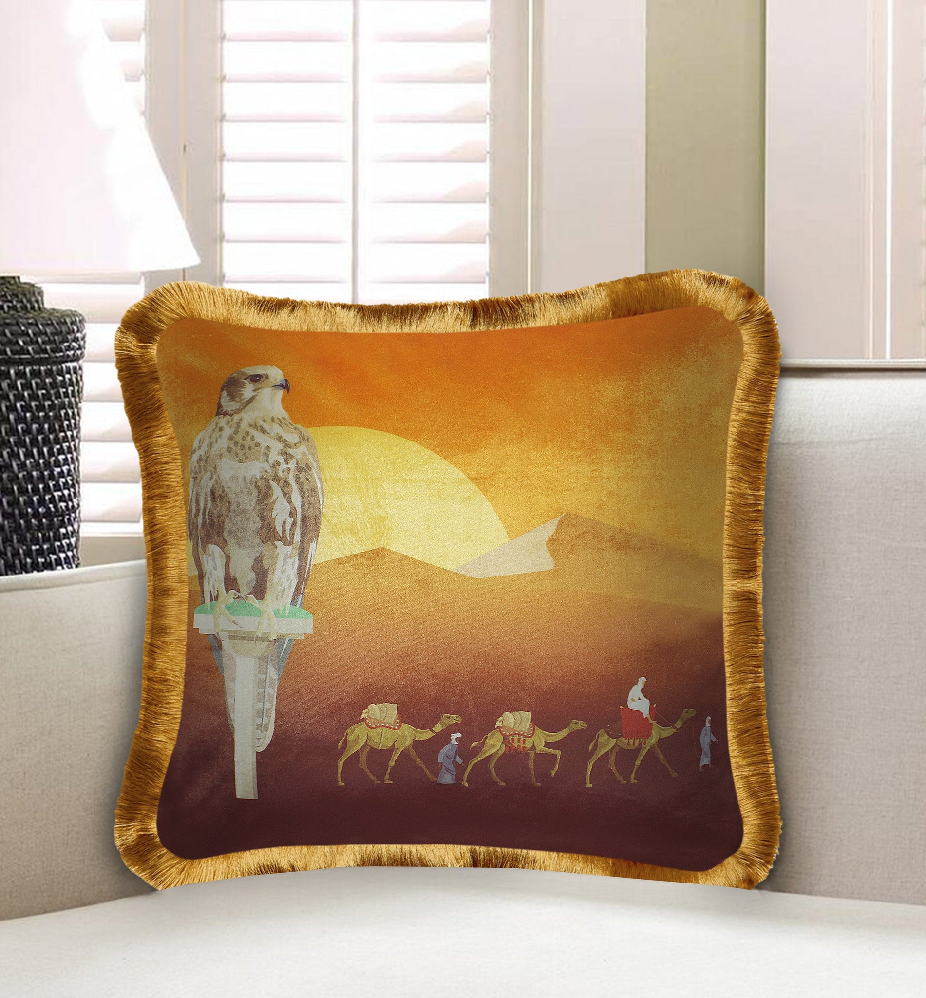 Golden Velvet Cushion Cover Desert Adventure Scene Decorative Pillowcase Home Decor Throw Pillow for Sofa Living Room 45x45 cm 18x18 In
