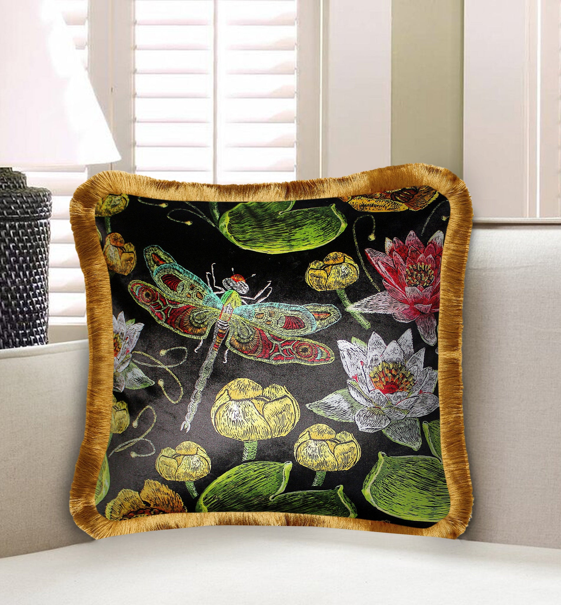  Velvet Cushion Cover Embroidery Imitated Lotus and Dragonfly Decorative pillowcase, Vivid Flower and Insect Décor Throw Pillow for Sofa Chair Bedroom Living Room Multi Color 45x45cm (18x18 Inches)