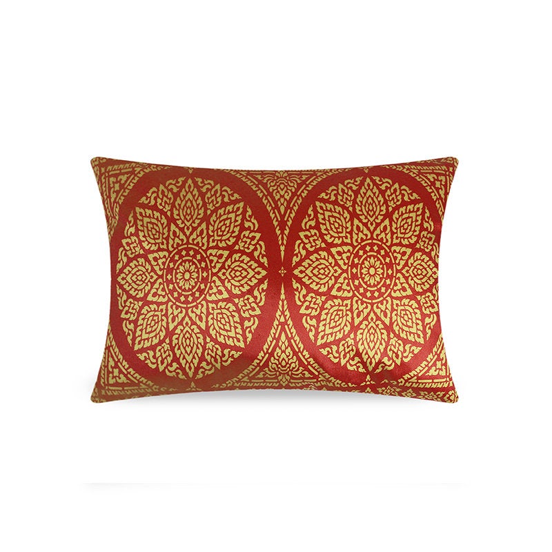 Red Velvet Lumbar Cushion Cover Arabesque Carpet Pattern Decorative Pillowcase Home Decor Throw Pillow for Sofa Chair Living Room 30x50 cm 12x20 In